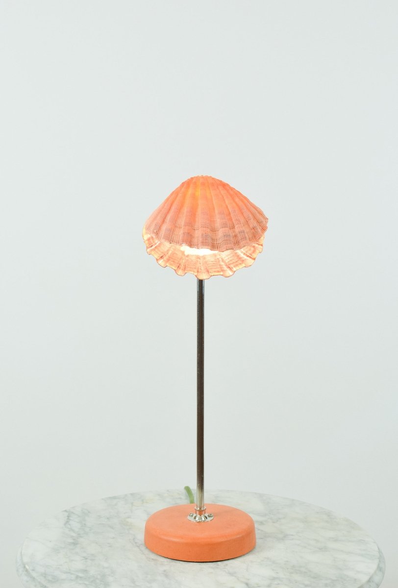 Lion's Paw Table Lamp with Natural Scallop Shell Shade in Chrome — Model No. 019B - Tennant New York