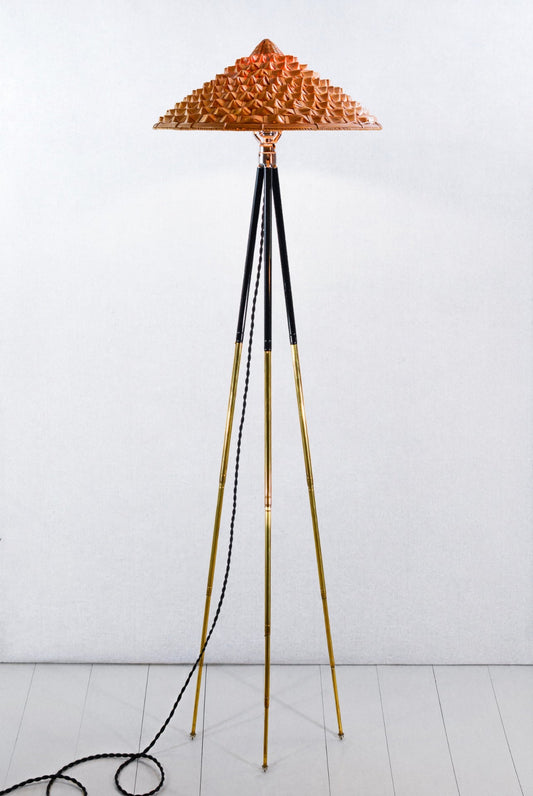 'Horst' Tripod Lamp in Two-Tone Brass with Oiled Woven Grass and Bamboo 'Pangolin' Shade — Model No. 006A - Tennant New York
