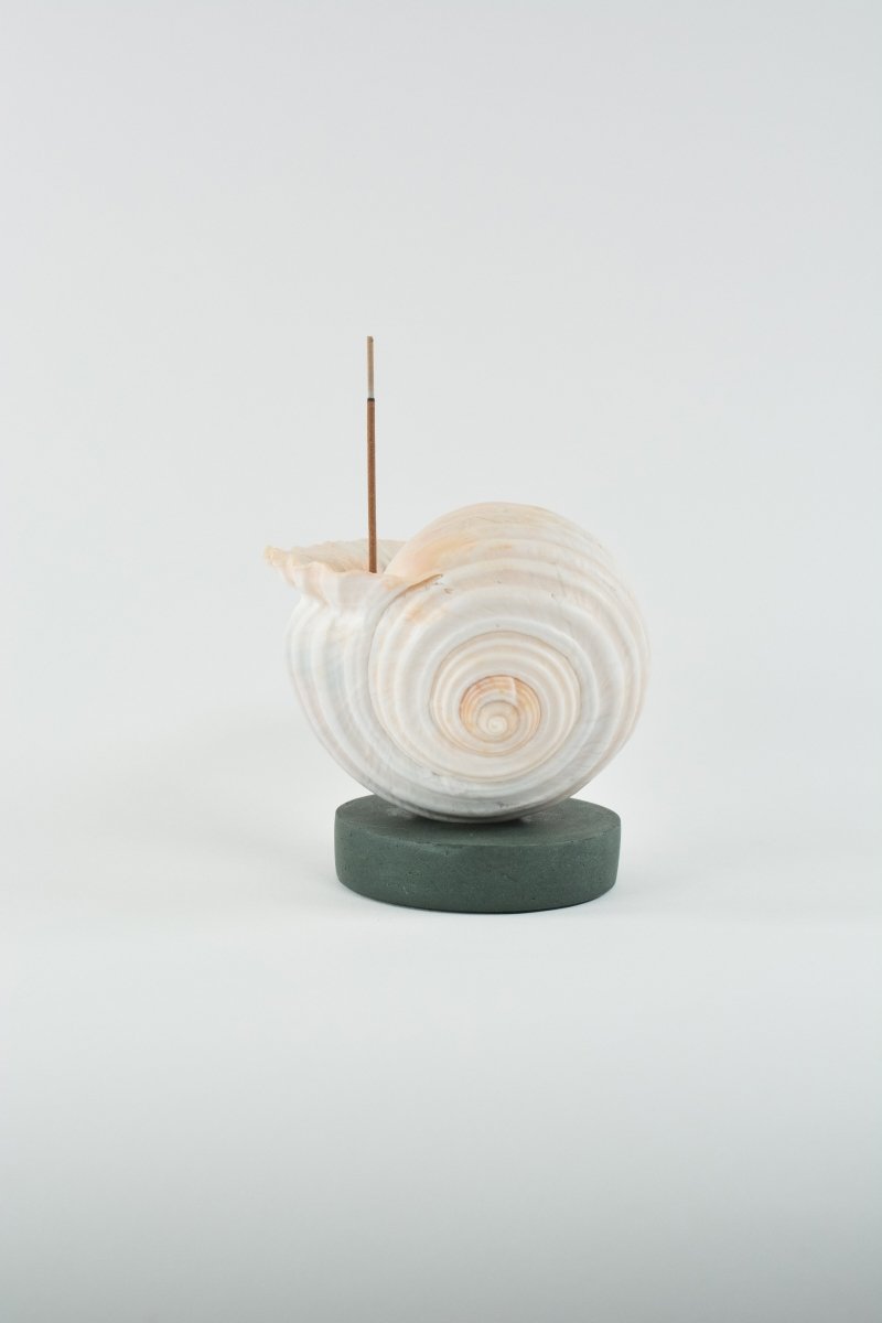 L'Escargot Incense Vessel Gift Set in Verdigris - Tennant New York