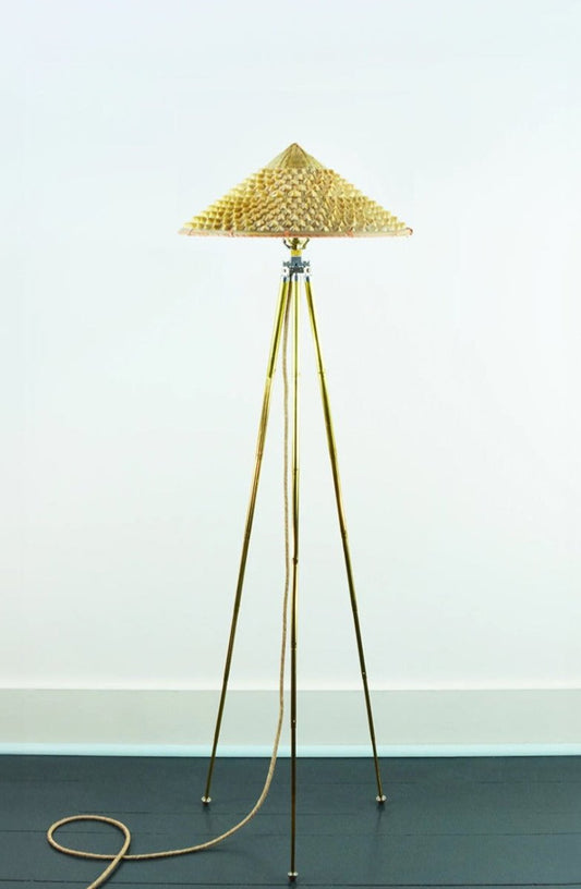 'Horst' Short Tripod Lamp in Brass with Natural Pangolin Shade — Model No. 006 - Tennant New York